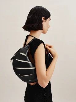 Jana Hollow Out Shoulder Bag - Black