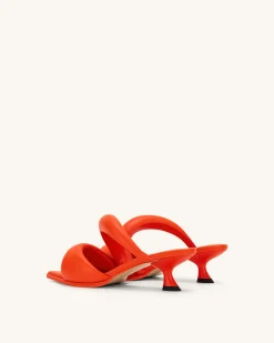 Sara Mule - Scarlet